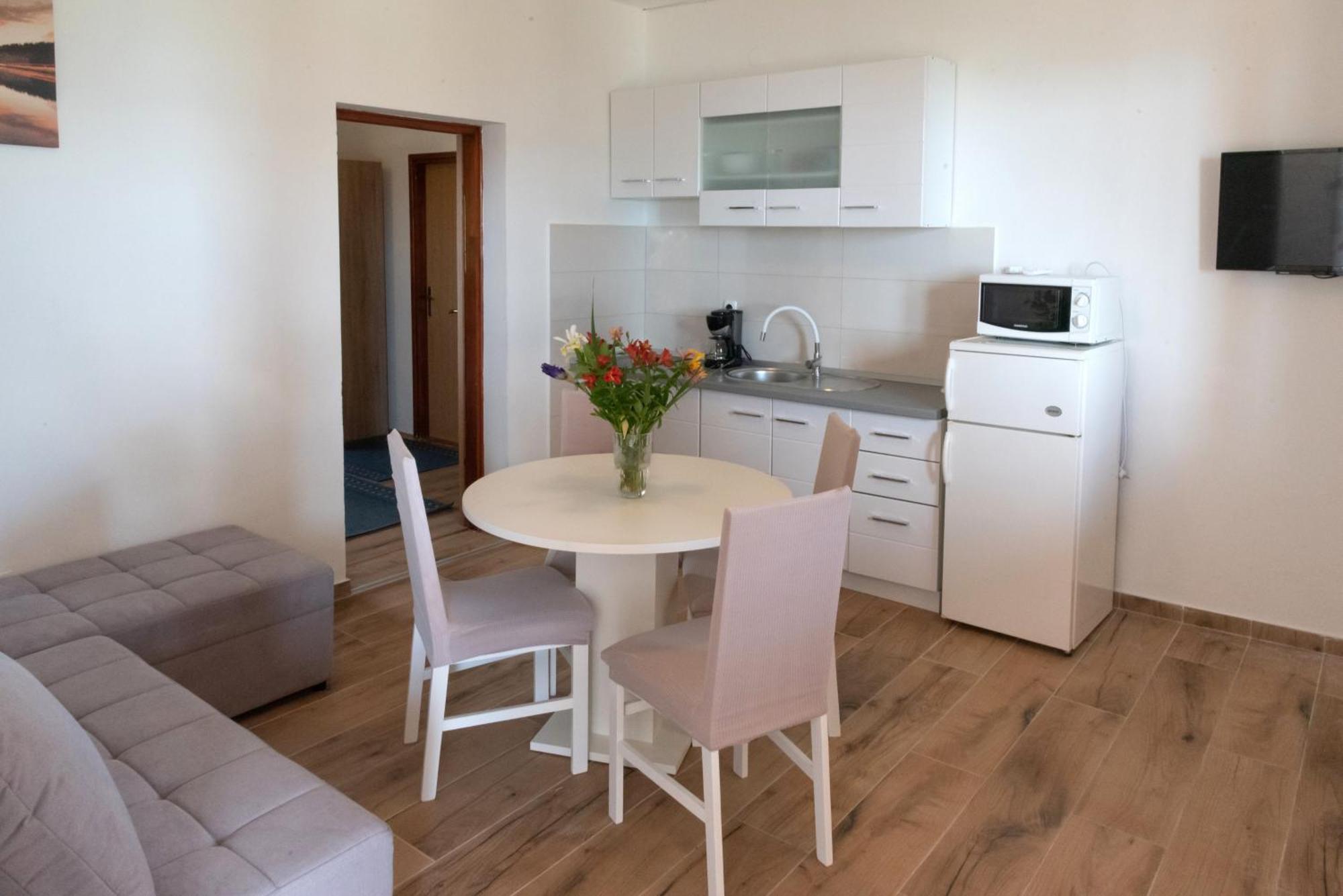 Apartman Apartments By The Sea Zadar - Diklo, Zadar - 5925 *